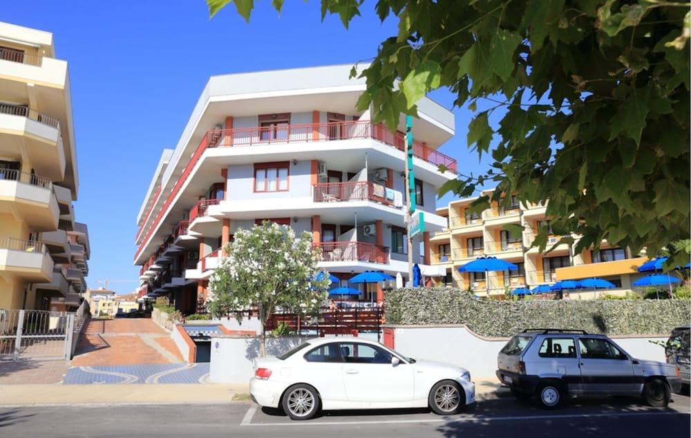 Hotel Soleado Alghero Exterior photo